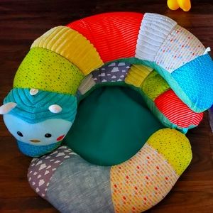Infantino Prop-A-Pillar Tummy Time & Seated Support - Pillow Support for Newborn